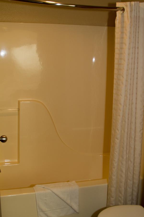 Cottonwood Inn & Suites Phillipsburg Zewnętrze zdjęcie